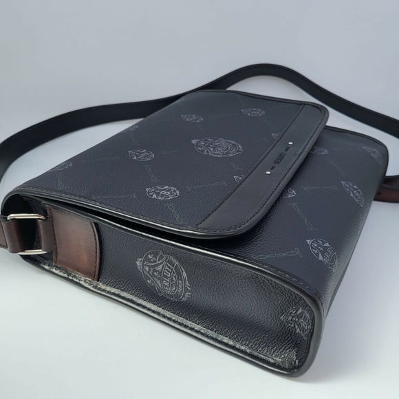 してから⅕ ヤフオク! - Berluti Flaneur small messenger ショルダー